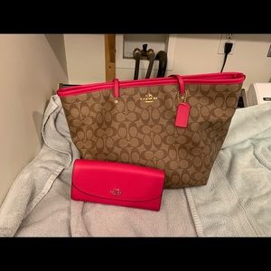 Coach purse and wallet